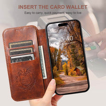 Lade das Bild in den Galerie-Viewer, Casekis Leather Wallet MagSafe Phone Case Khaki