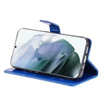 Lade das Bild in den Galerie-Viewer, Casekis Embossed Butterfly Wallet Phone Case Blue