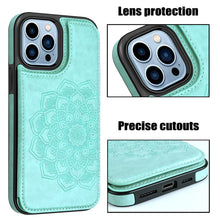 Lade das Bild in den Galerie-Viewer, Casekis Mandala Embossed Phone Case Green